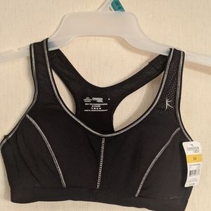 Danskin now sports bra size M in black and white